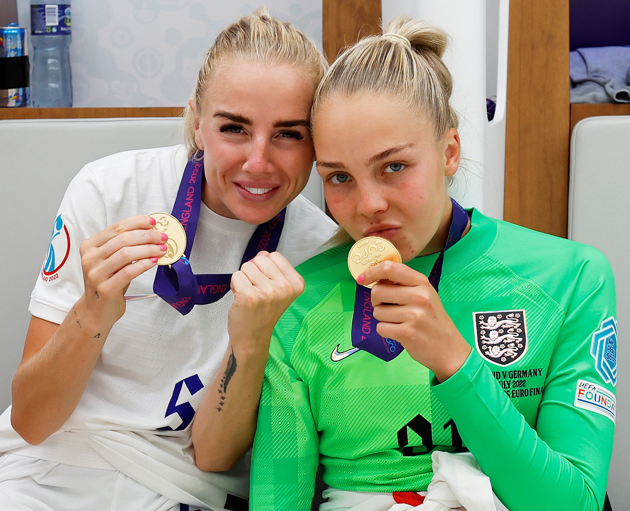 Ellie Roebuck (right) with Alex Greenwood - Ellie Roebuck (right) with Alex Greenwood celebrating winning the Women's Euros 2022.