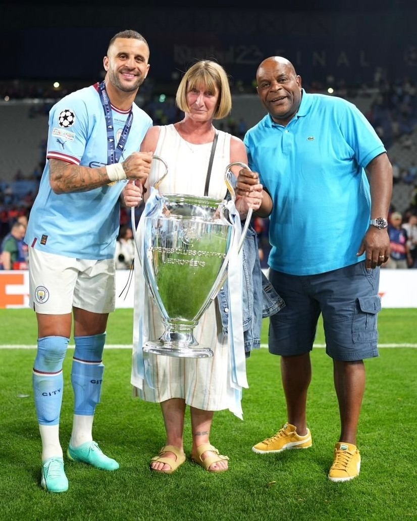 Kyle Walker with his parents Tracey and Michael Walker - Kyle Walker with his parents Tracey and Michael Walker after the Champions League final in Istanbul, 2023
