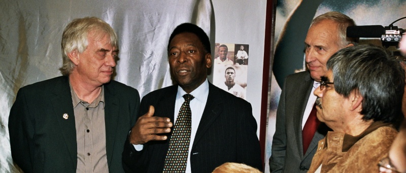 Pele speaking in 2007